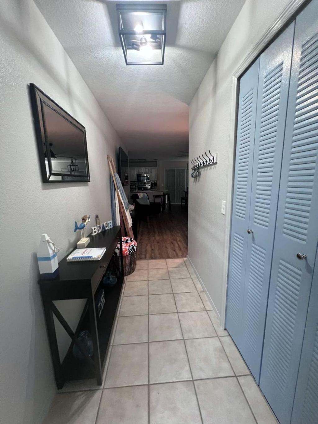 Apartment Bring Your Friends To Pcb!