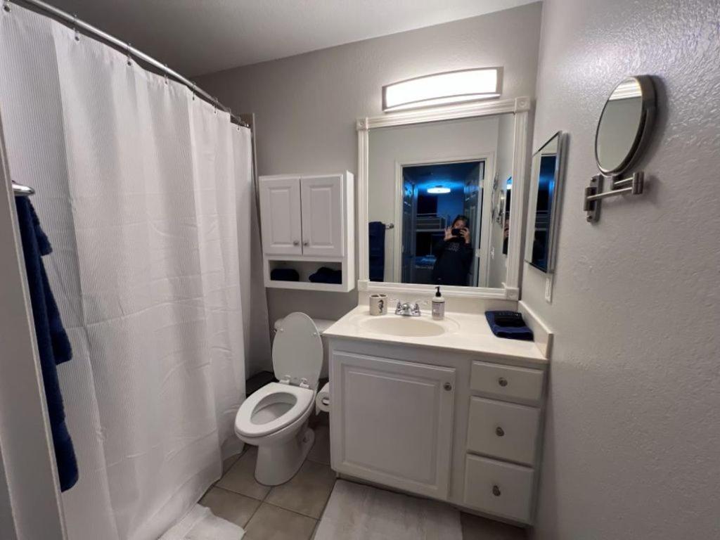 Bring Your Friends To Pcb! Apartment *